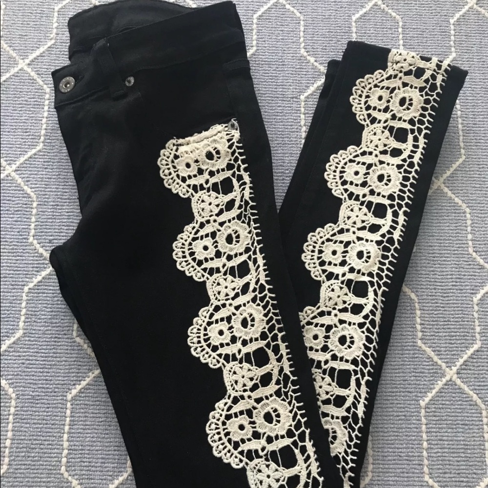LF Carmar Black Jeans w/ Cream Lace Size 24